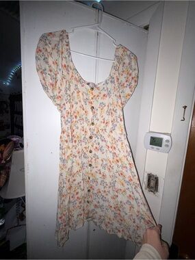 Cream Floral Puff-Sleeve Mini Dress with Button Front